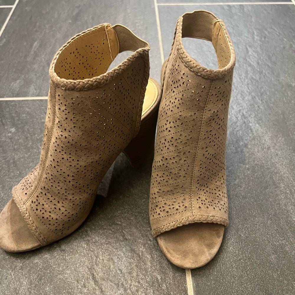 Women's Tan Peep-Toe Ankle Boots